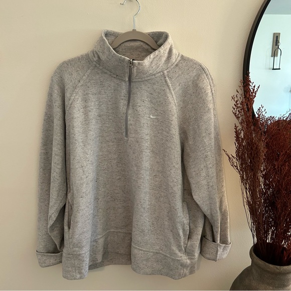 Nike Quarter Zip Cropped Pullover - Picture 1 of 2